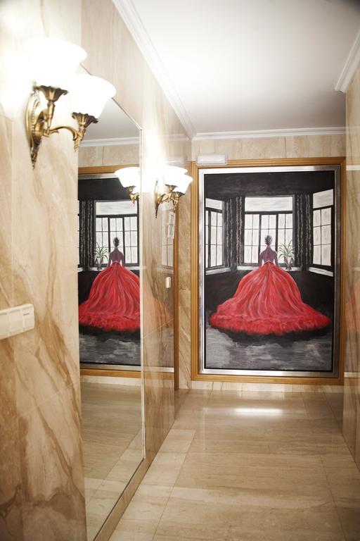 Apartamentos Turisticos Juanita Ope Archena Bagian luar foto